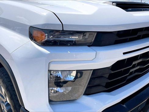 Used 2025 Chevrolet Silverado 2500 Custom w/ Custom Value Package AWD/4WD image 33