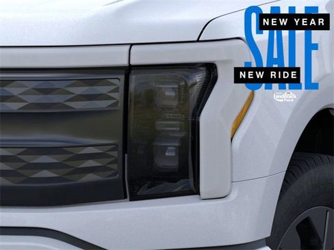 New 2025 Ford F150 Lightning Lariat image 19