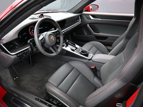 Certified 2024 Porsche 911 Turbo image 4
