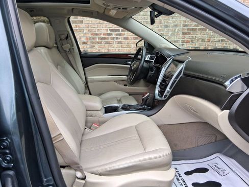 Used 2013 Cadillac SRX Luxury FWD image 13