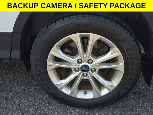 Used 2019 Ford Escape SEL AWD/4WD image 33