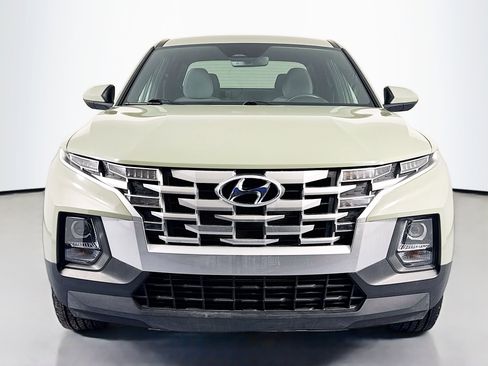 Used 2023 Hyundai Santa Cruz SE image 2