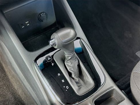 Used 2018 Kia Forte LX image 15