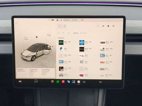 Used 2024 Tesla Model 3 Standard Range RWD image 19