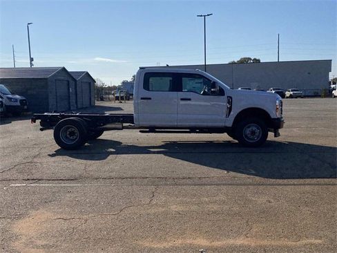 New 2026 Ford F350 XL image 22