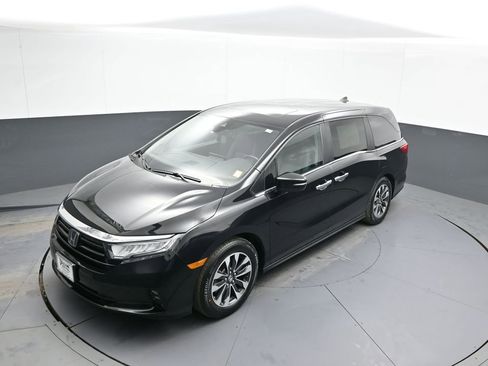 Certified 2024 Honda Odyssey EX-L image 36