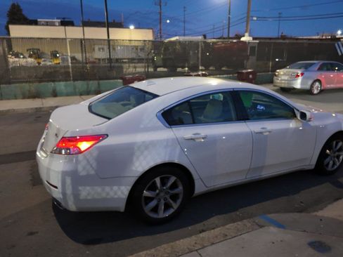 Used 2012 Acura TL image 4