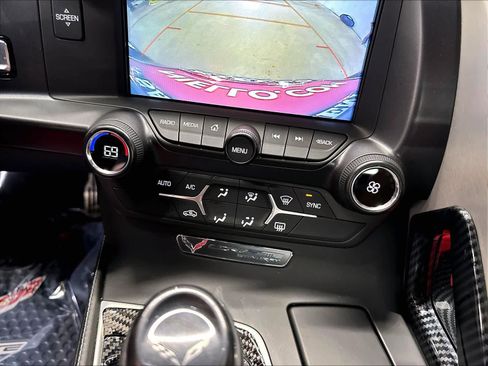 Used 2019 Chevrolet Corvette Stingray Coupe w/ Battery Protection Package RWD image 30