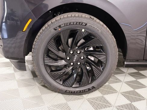 New 2026 Lincoln Navigator Reserve w/ Jet Appearance Package AWD/4WD image 19