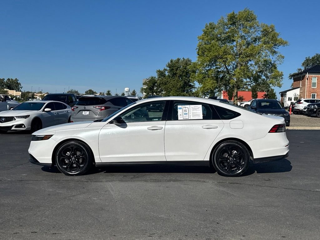 Used 2025 Honda Accord SE image 4