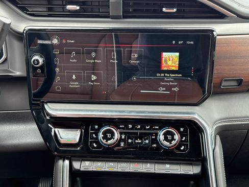 New 2026 GMC Sierra 3500 Denali Ultimate w/ LPO, Black Badging Package image 23