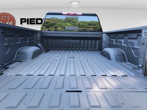 Used 2026 GMC Sierra 2500 AT4X w/ LPO, Black Badging Package AWD/4WD image 13