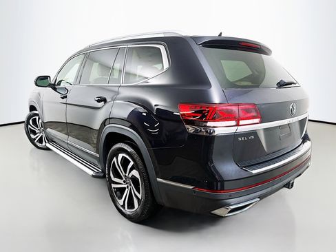 Used 2021 Volkswagen Atlas SEL Premium image 5