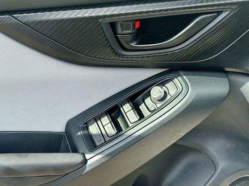 Used 2021 Subaru Crosstrek 2.0i Premium w/ Moonroof Package image 23