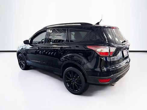 Used 2018 Ford Escape SE w/ SE Sport Appearance Package image 8