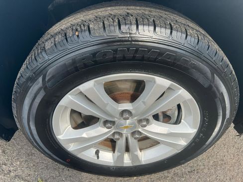 Used 2017 Chevrolet Equinox LS image 4