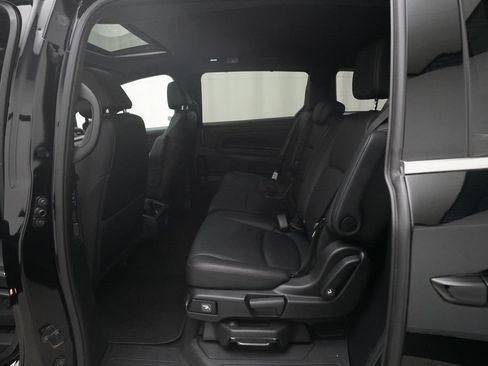 Used 2025 Honda Odyssey Sport-L image 16