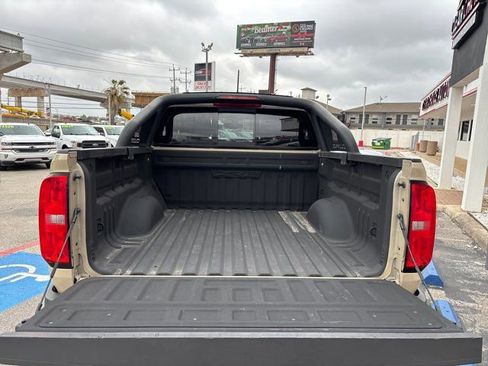 Used 2021 Chevrolet Colorado ZR2 image 13