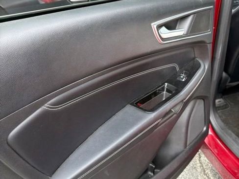 Used 2015 Ford Edge Titanium w/ Equipment Group 301A FWD image 27