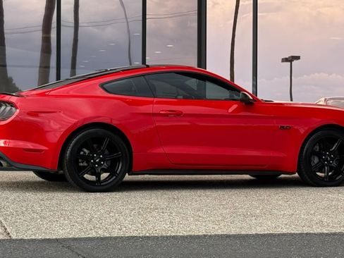 Used 2018 Ford Mustang GT w/ Black Accent Pkg RWD image 13