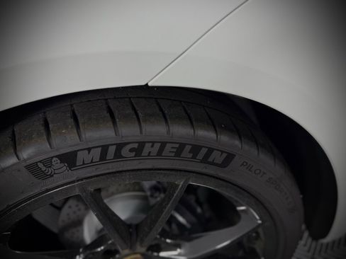 New 2025 Porsche 718 Cayman image 18