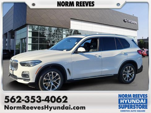 Used 2019 BMW X5 xDrive40i w/ Convenience Package AWD/4WD image 1