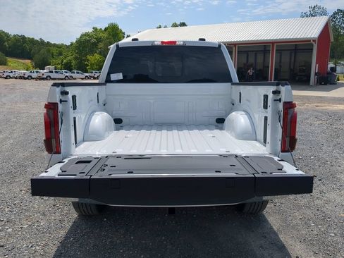 Used 2025 Ford F150 Lariat w/ Equipment Group 501A Mid AWD/4WD image 17