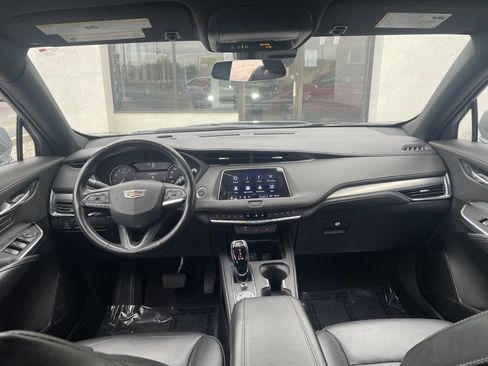 Used 2023 Cadillac XT4 Premium Luxury image 23
