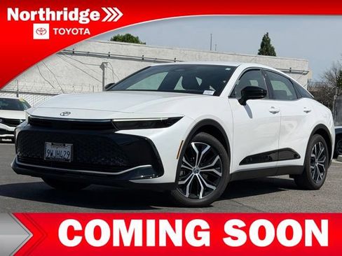 Used 2026 Toyota Crown AWD/4WD image 3
