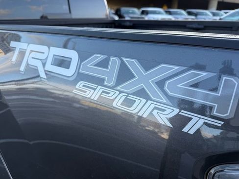 Used 2020 Toyota Tacoma TRD Sport image 40
