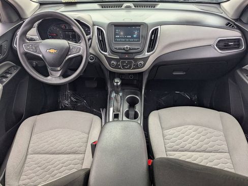 Used 2018 Chevrolet Equinox LT image 12