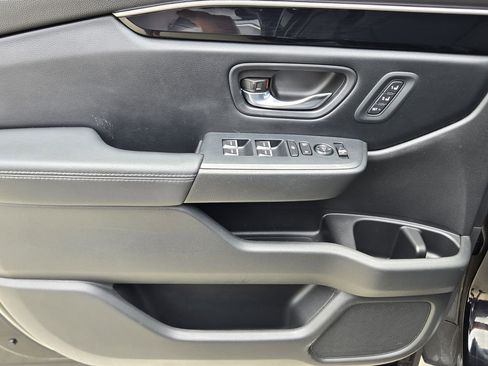 Certified 2023 Honda Pilot Touring image 32