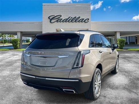 Certified 2023 Cadillac XT5 Sportv w/ Technology Package image 4