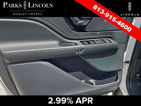 Certified 2025 Lincoln Aviator Reserve w/ Illumination Package RWD image 17