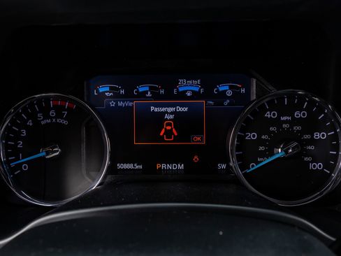 Used 2021 Ford F250 Lariat w/ Lariat Value Package image 19