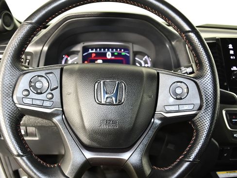 Used 2022 Honda Passport TrailSport image 19