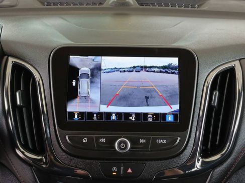 Used 2024 Chevrolet Equinox RS FWD image 15