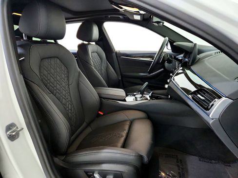 Used 2021 BMW 530e 530e image 22