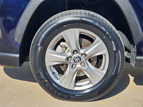 Used 2024 Toyota RAV4 XLE image 8