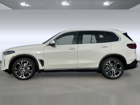 New 2026 BMW X5 xDrive40i AWD/4WD image 2