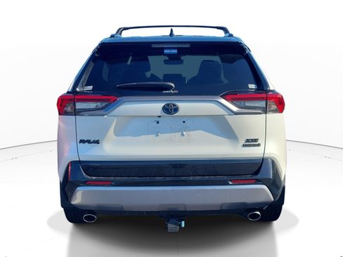 Used 2022 Toyota RAV4 XSE AWD/4WD image 8