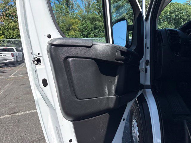 Used 2026 RAM ProMaster 2500 w/ Convenience Group FWD image 28
