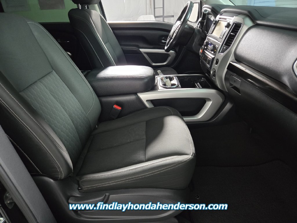 Used 2017 Nissan Titan SV RWD image 20