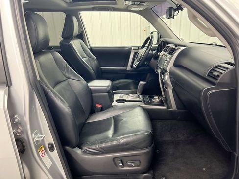 Used 2013 Toyota 4Runner Limited AWD/4WD image 23