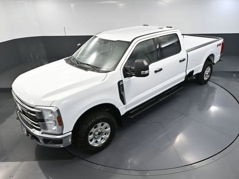 Used 2024 Ford F350 XLT w/ FX4 Off-Road Package image 57