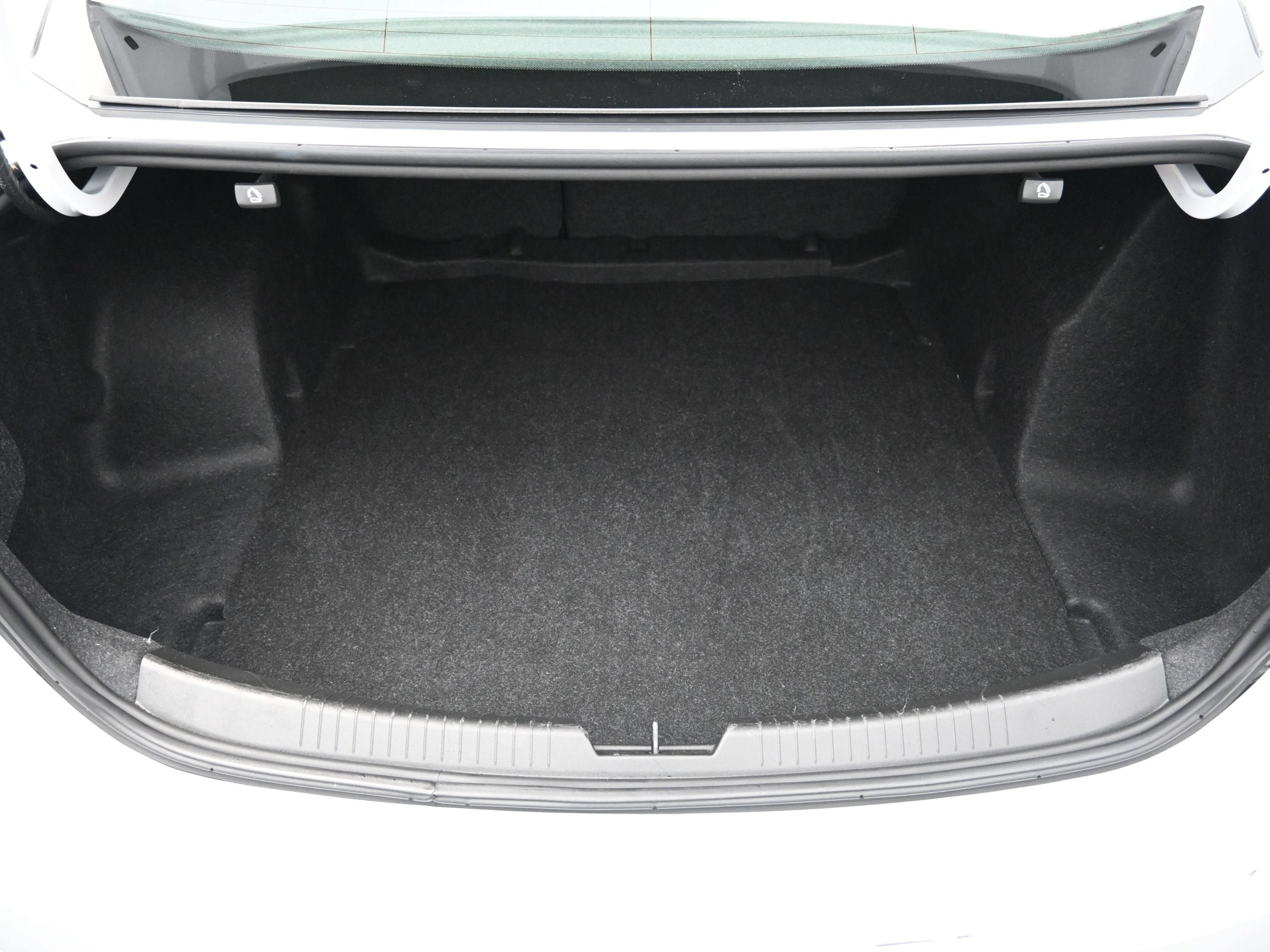 Certified 2024 Chevrolet Malibu RS FWD image 27
