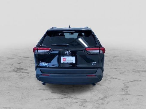 Certified 2025 Toyota RAV4 XLE AWD/4WD image 8