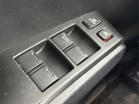 Used 2012 Honda Fit Sport image 39