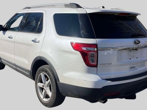 Used 2014 Ford Explorer Limited w/ Equipment Group 301A image 2