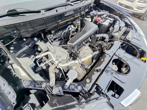 Used 2018 Nissan Rogue SL w/ Premium Package image 47